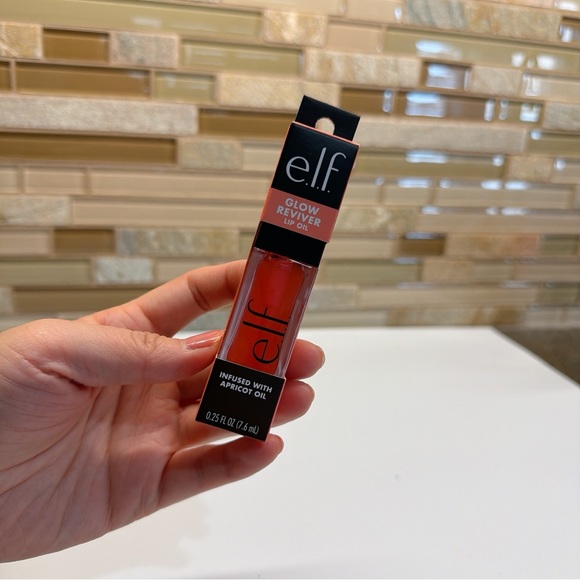 ELF Other - Any 3 for $25 | ELF Glow Reviver Lip Oil - Vibrant Red